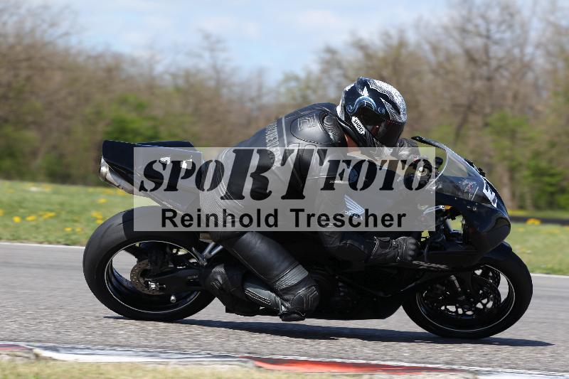 /Archiv-2022/07 16.04.2022 Speer Racing ADR/Gruppe gelb/3